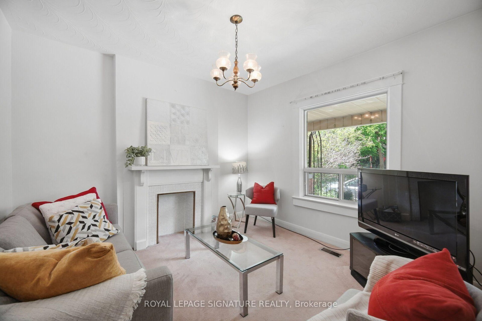 43 Marchmount Road • Toronto, ON photo 10