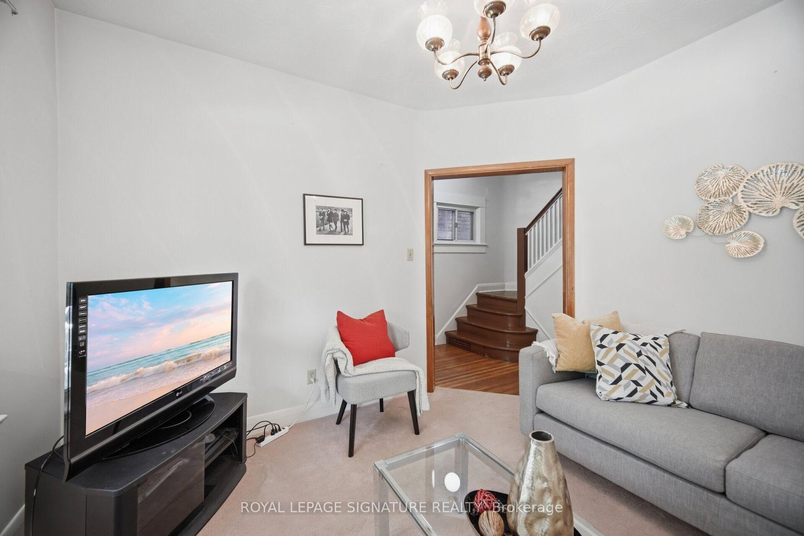 43 Marchmount Road • Toronto, ON photo 11