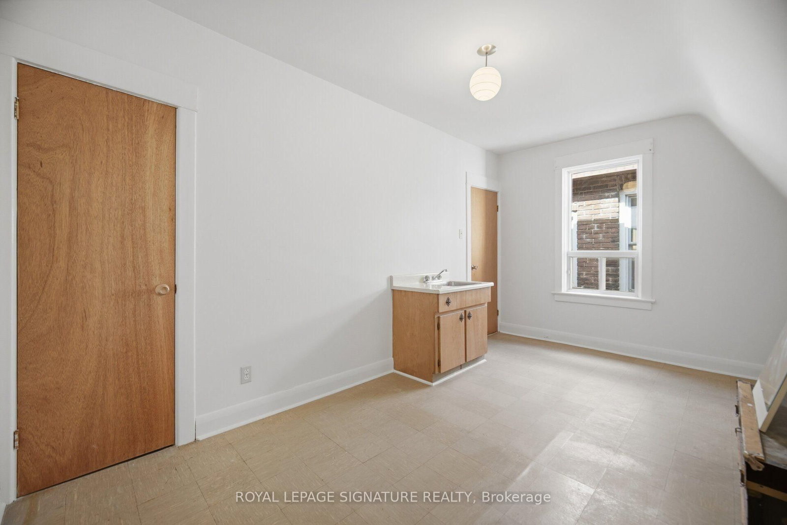43 Marchmount Road • Toronto, ON photo 34