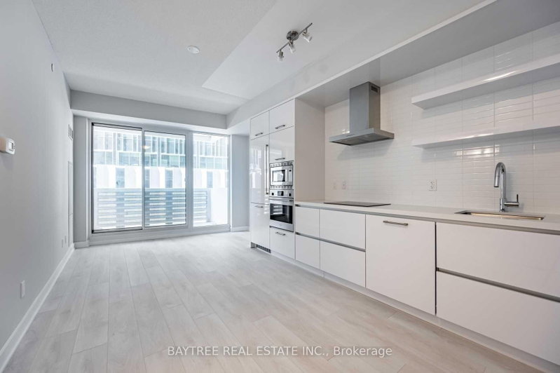 310 - 2221 Yonge Street