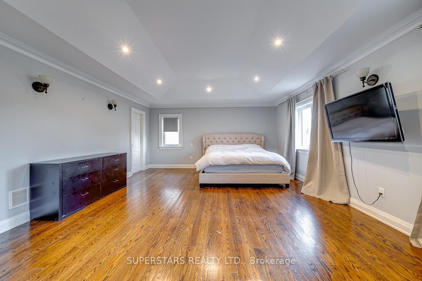 176 Homewood Avenue • Toronto, ON photo 21