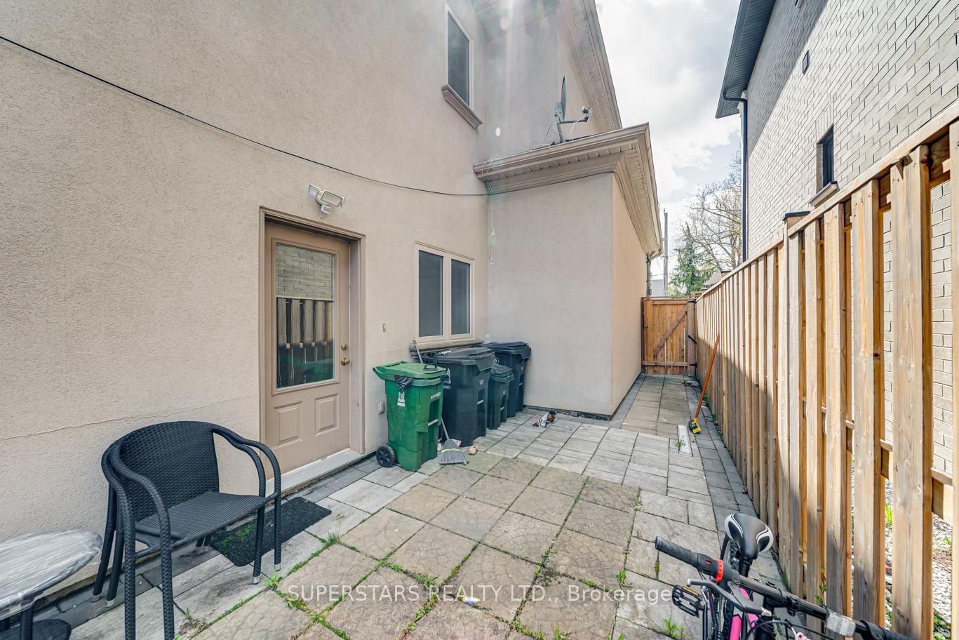 176 Homewood Avenue • Toronto, ON photo 39