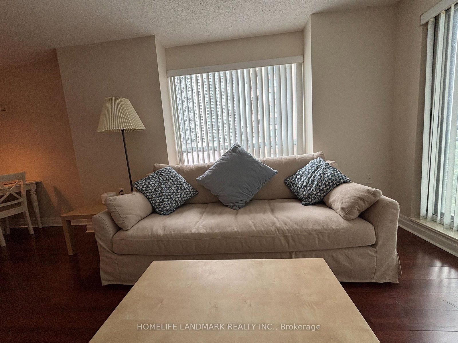 21 Hillcrest Avenue • #902 • Toronto, ON photo 12