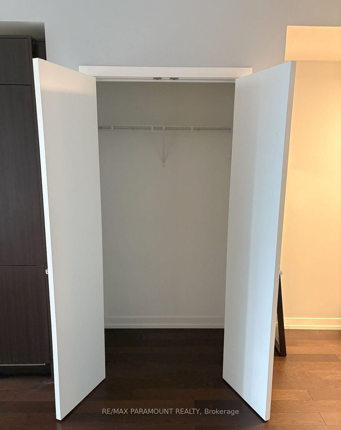 21 Widmer Street • #1103 • Toronto, ON photo 10