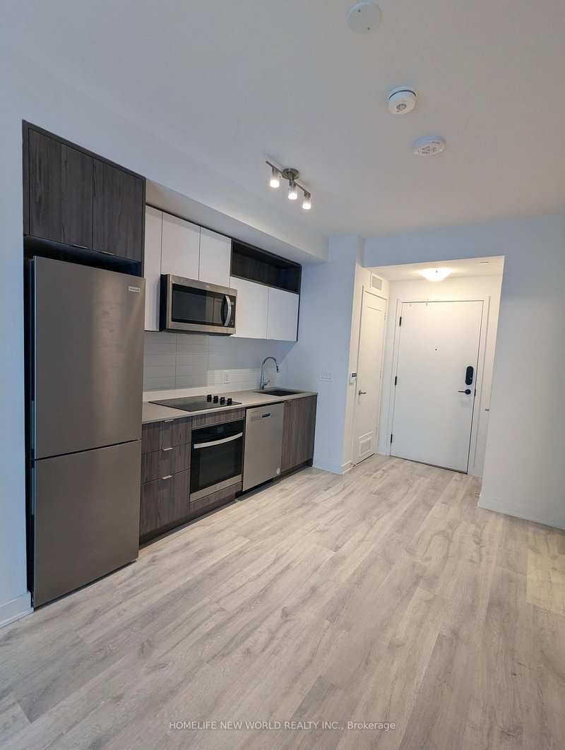 1643 - 121 Lower Sherbourne Street