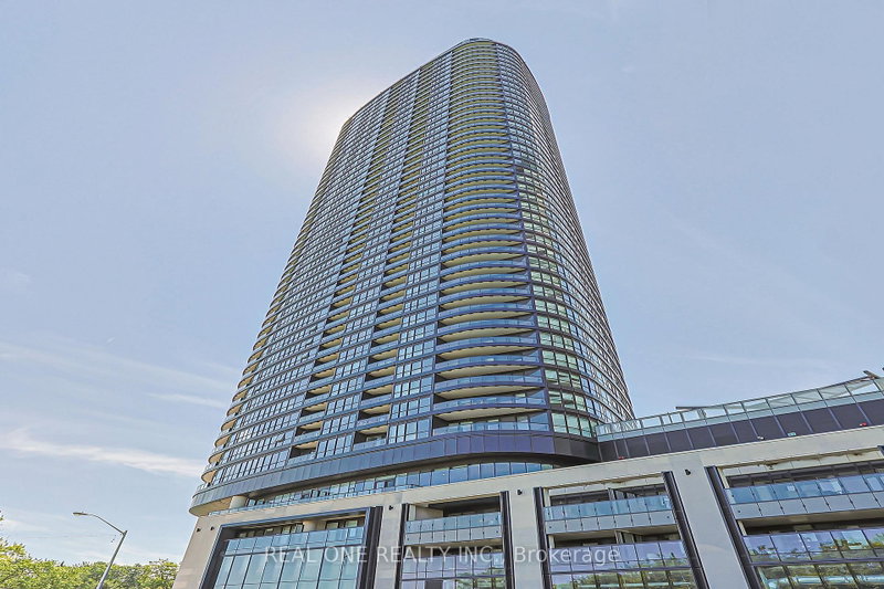 821 - 585 Bloor Street E