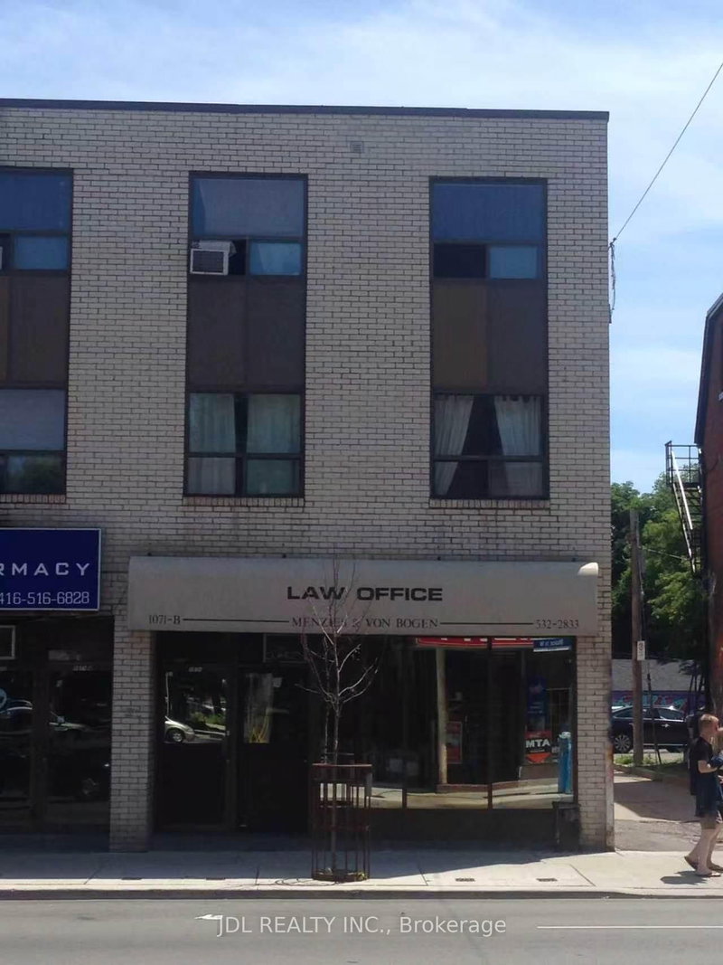1071-B Bloor St W photo 3