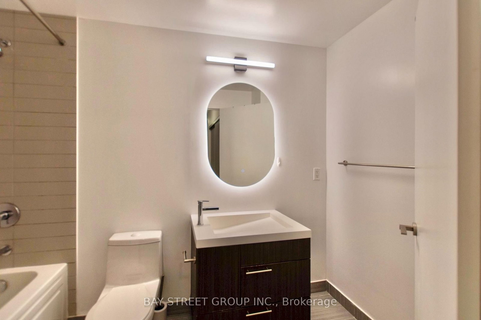 199 Richmond Street W, Unit 203 - Photo 22