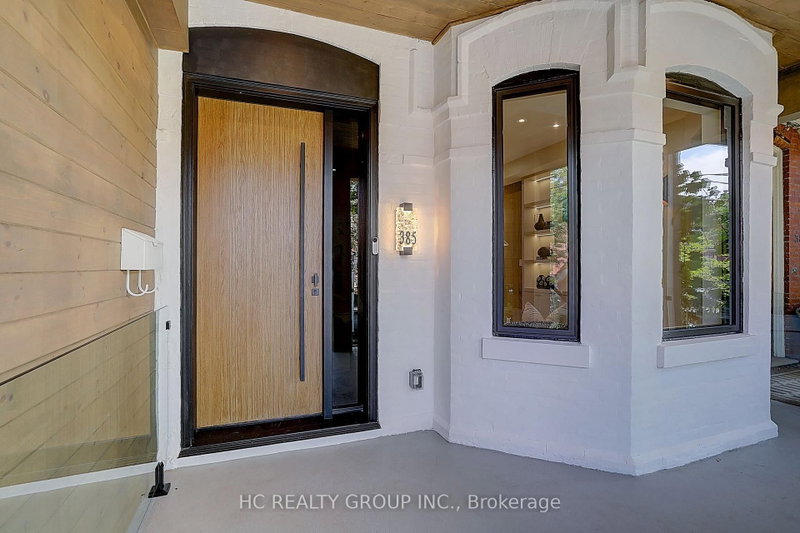 385 Manning Avenue