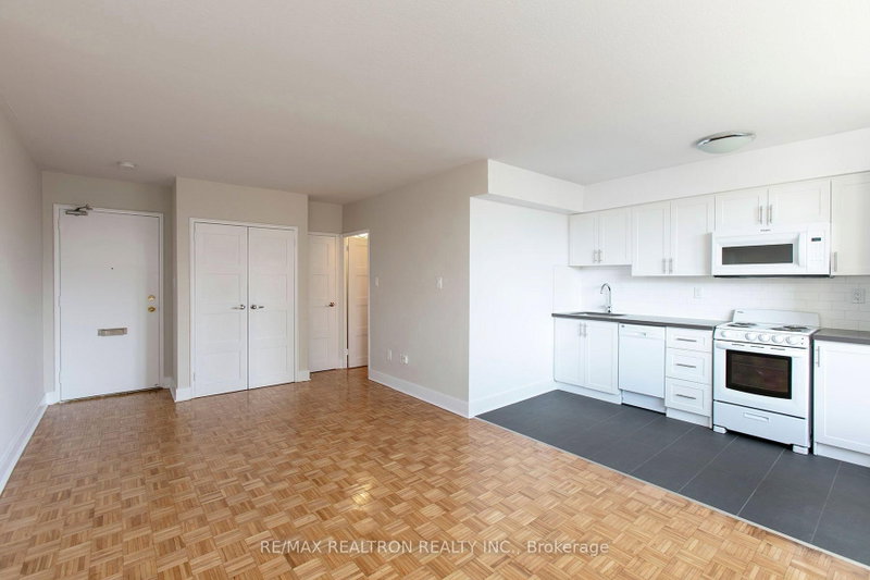 308 - 276 St George Street