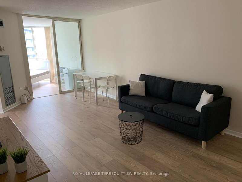 1212A - 44 St. Joseph Street