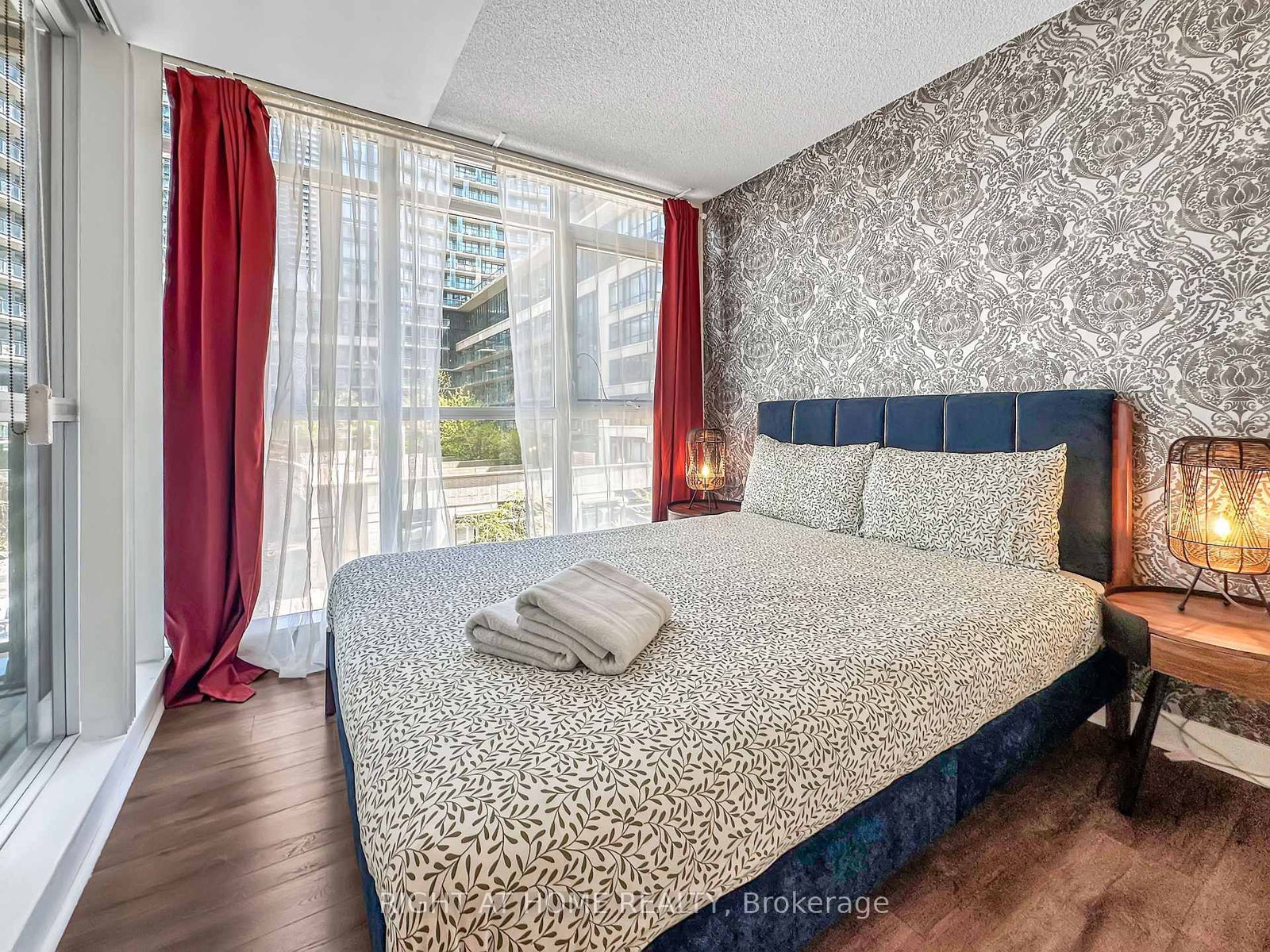 10 Capreol Court • #356 • Toronto, ON photo 14
