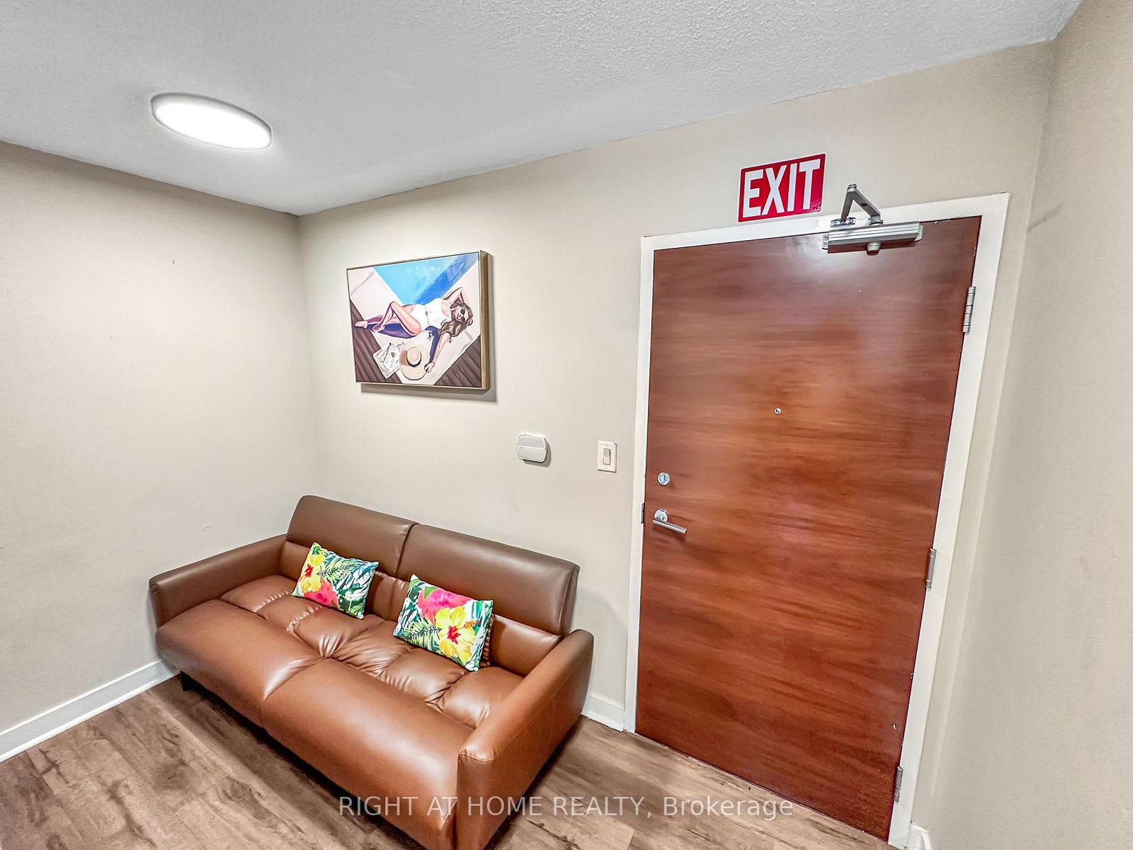 10 Capreol Court • #356 • Toronto, ON photo 26