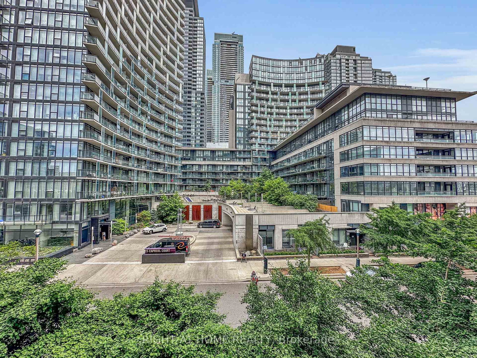 10 Capreol Court • #356 • Toronto, ON photo 29