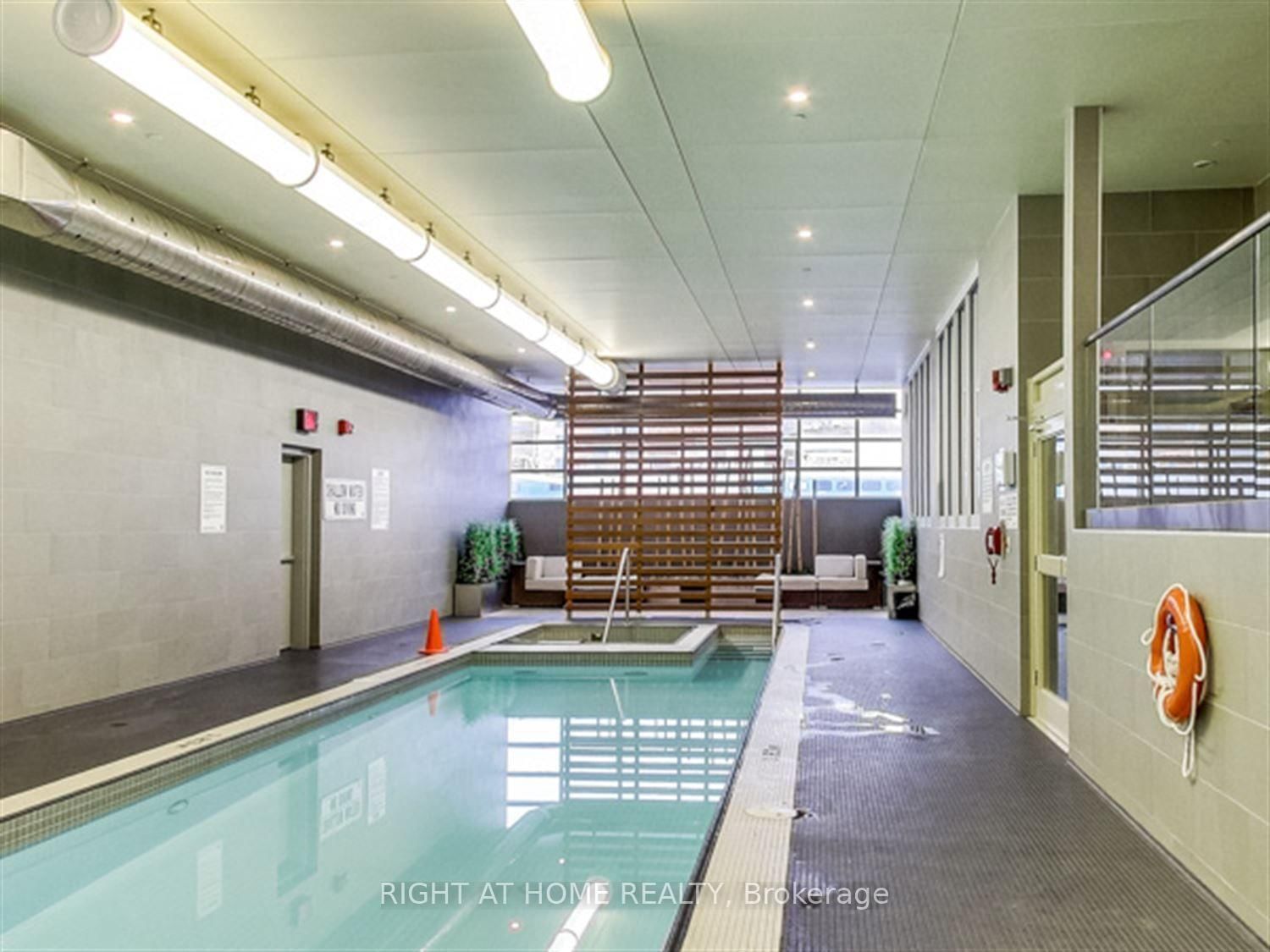 10 Capreol Court • #356 • Toronto, ON photo 34