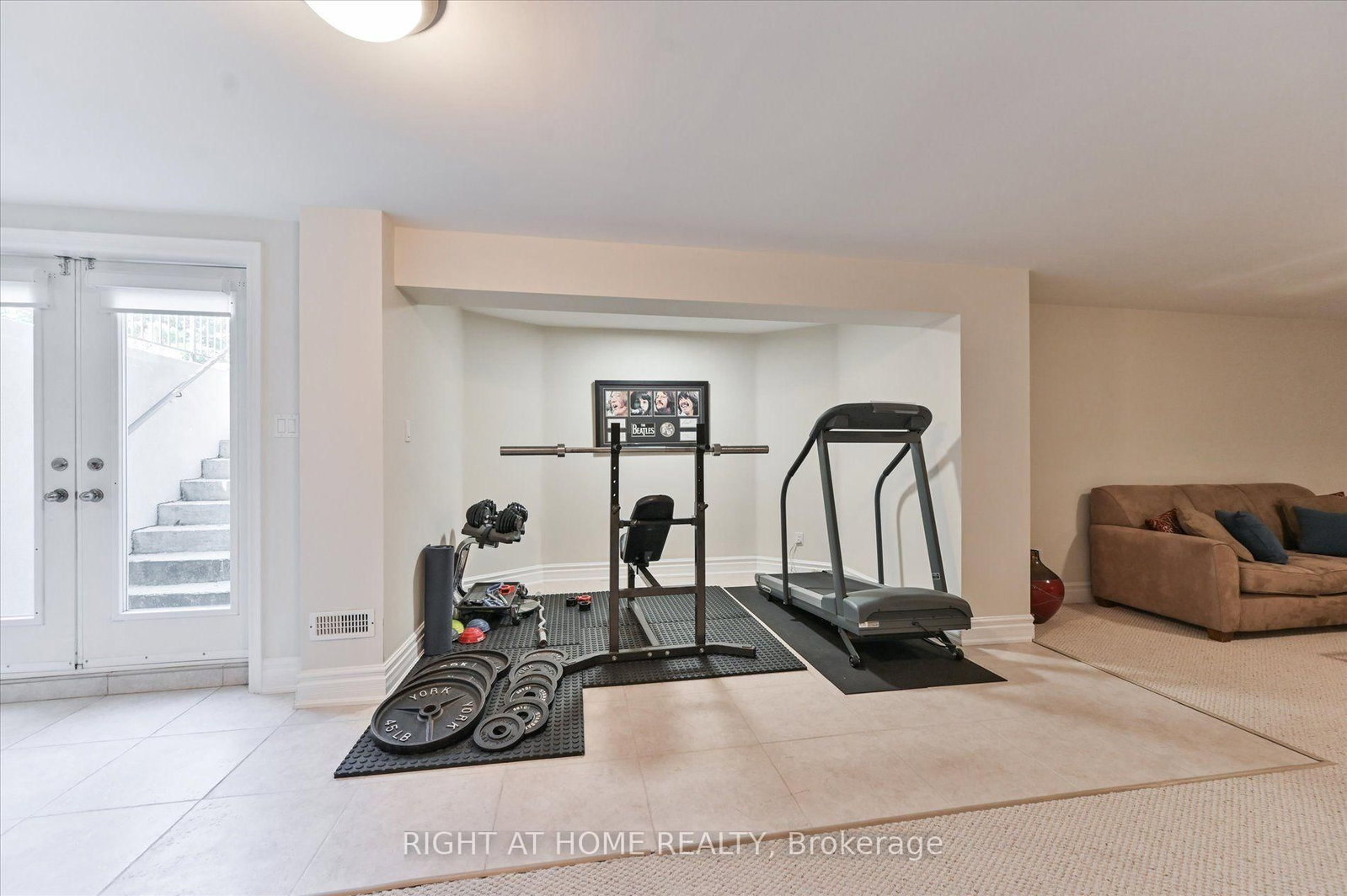 154 Charlton Boulevard • Toronto, ON photo 39