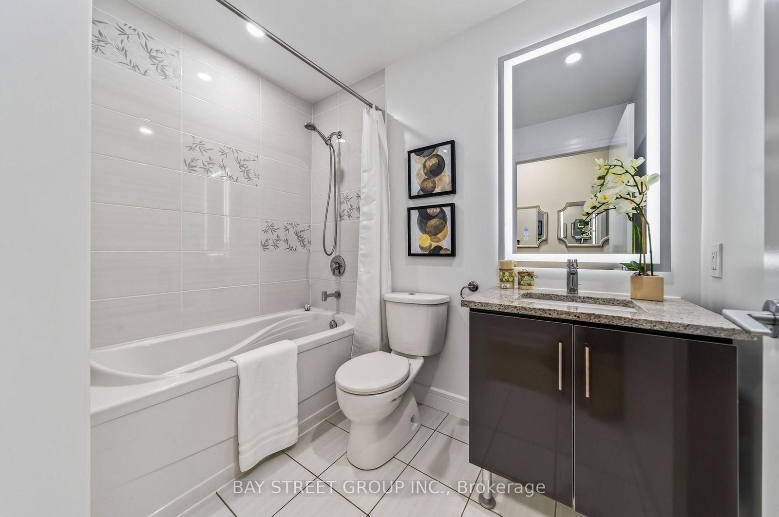 116 George Street • #N110 • Toronto, ON photo 6