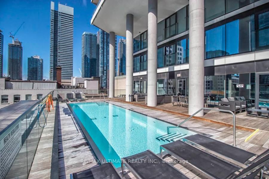 224 King Street W • #1504 • Toronto, ON photo 32