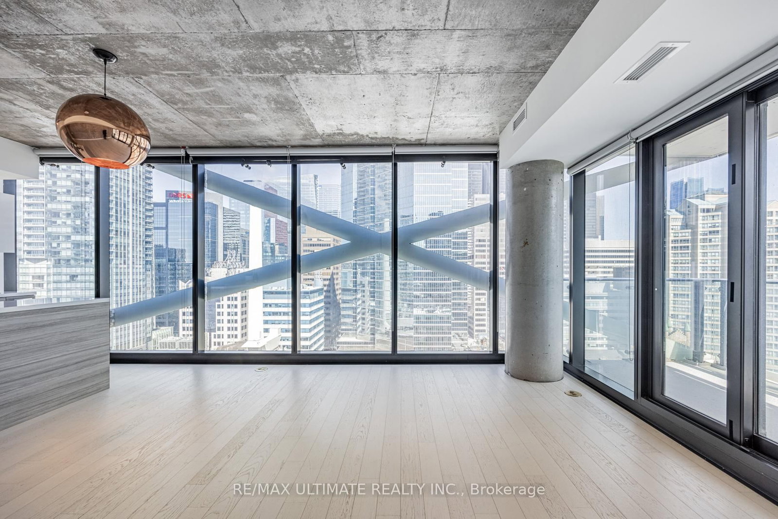 224 King Street W • #1504 • Toronto, ON photo 5