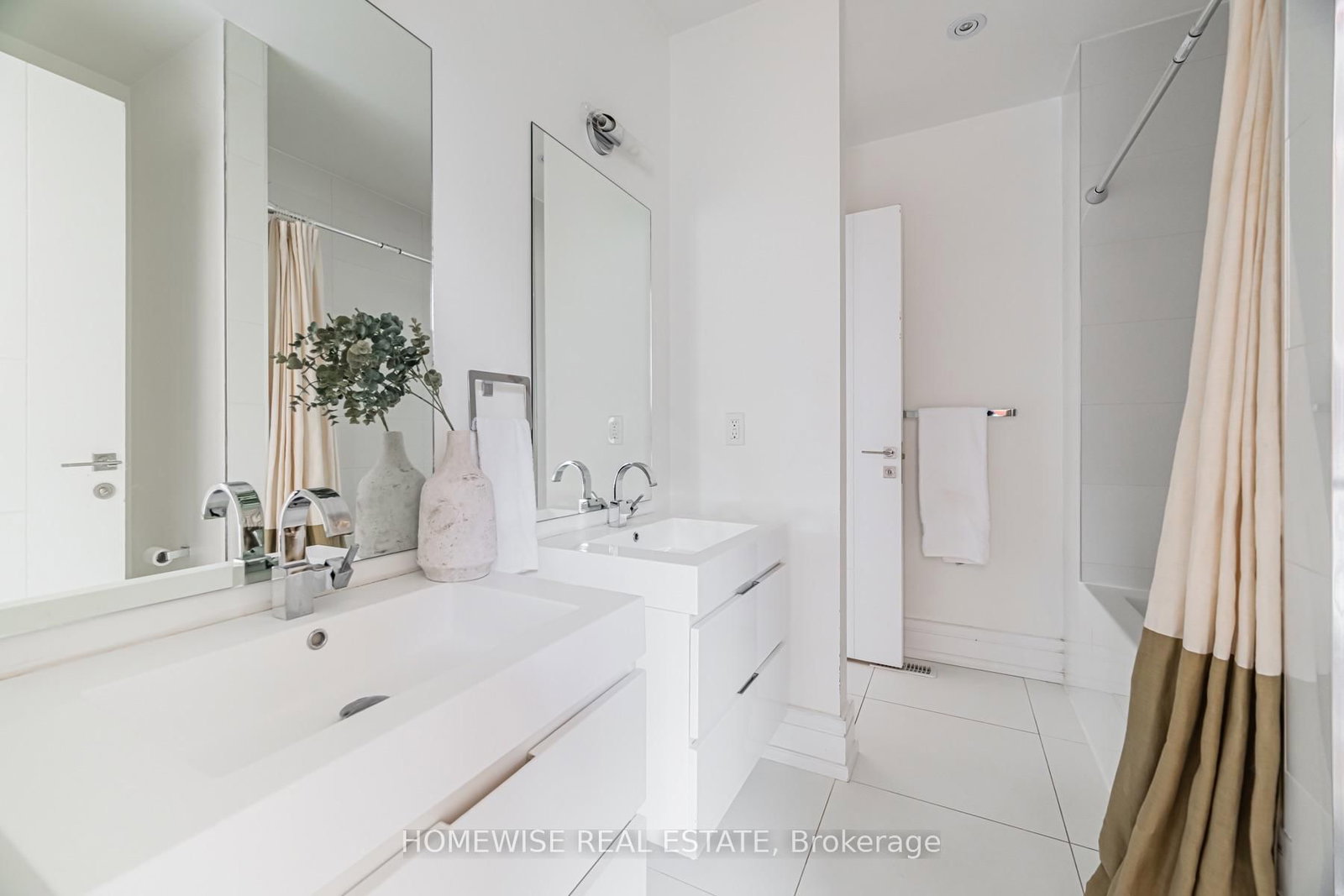 90 Mcgillivray Avenue • Toronto, ON photo 27