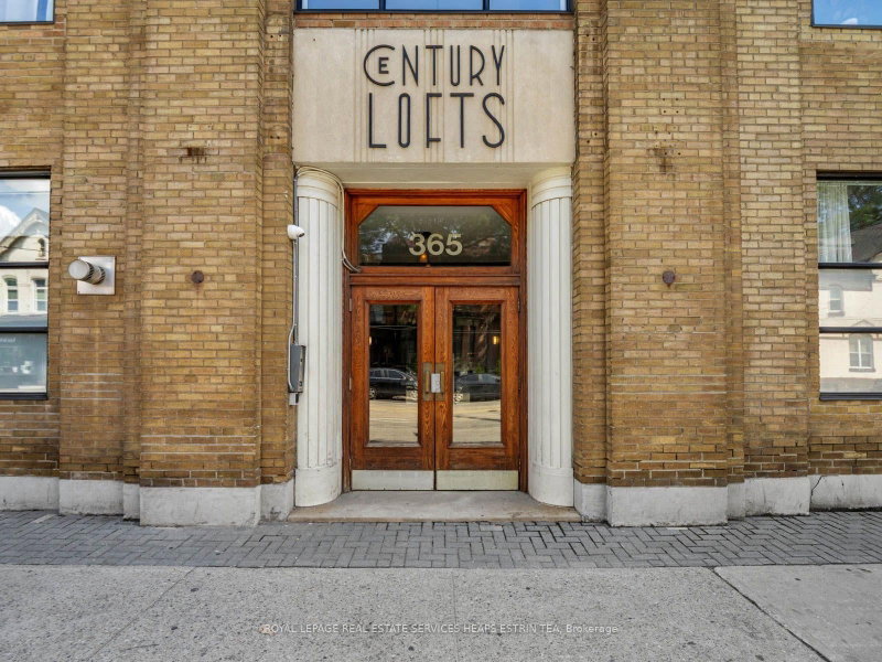 207 - 365 Dundas Street E