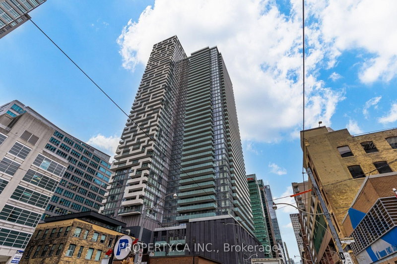 1513 - 25 Richmond Street E