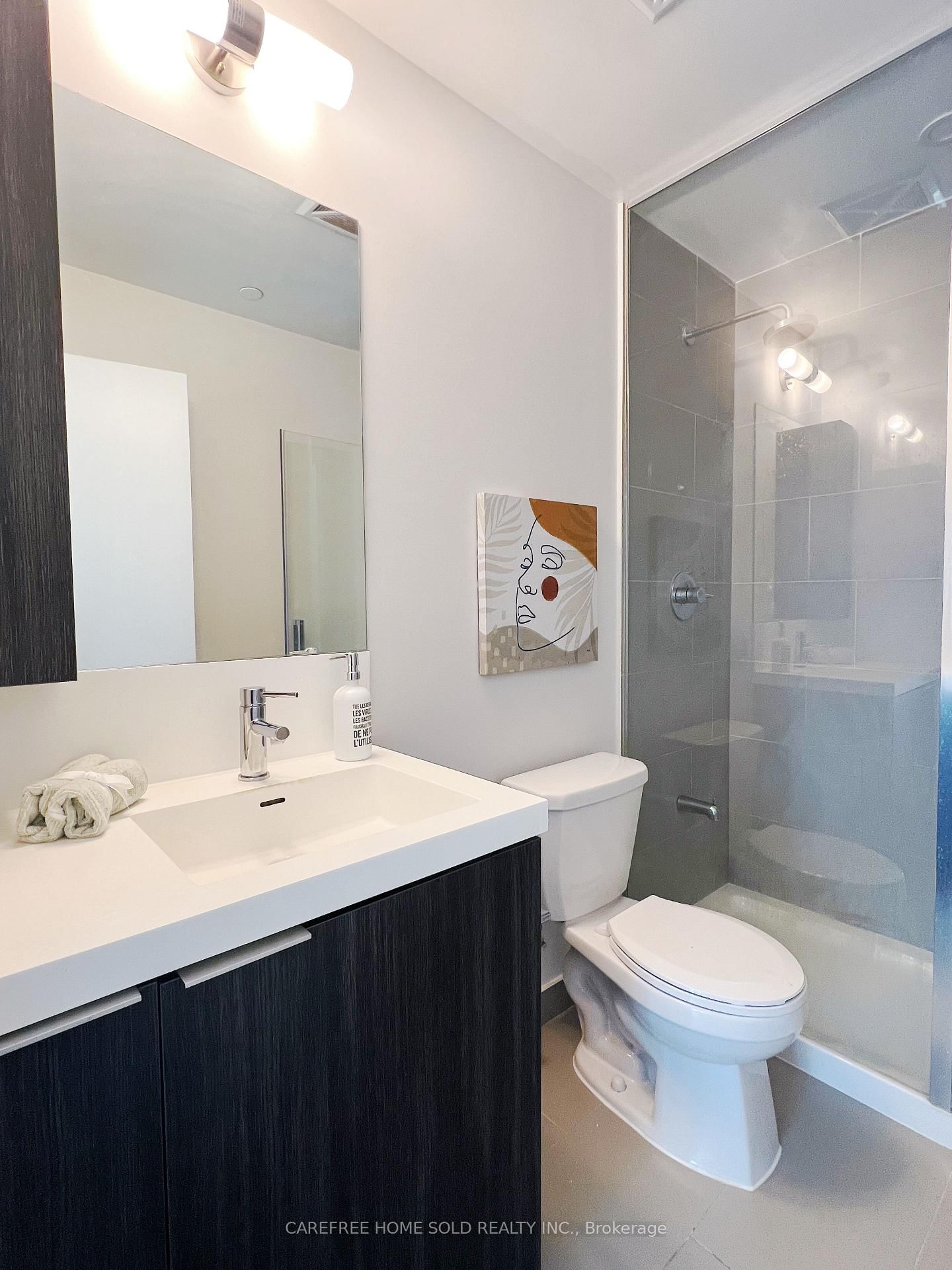 225 Sumach Street • #711 • Toronto, ON photo 11