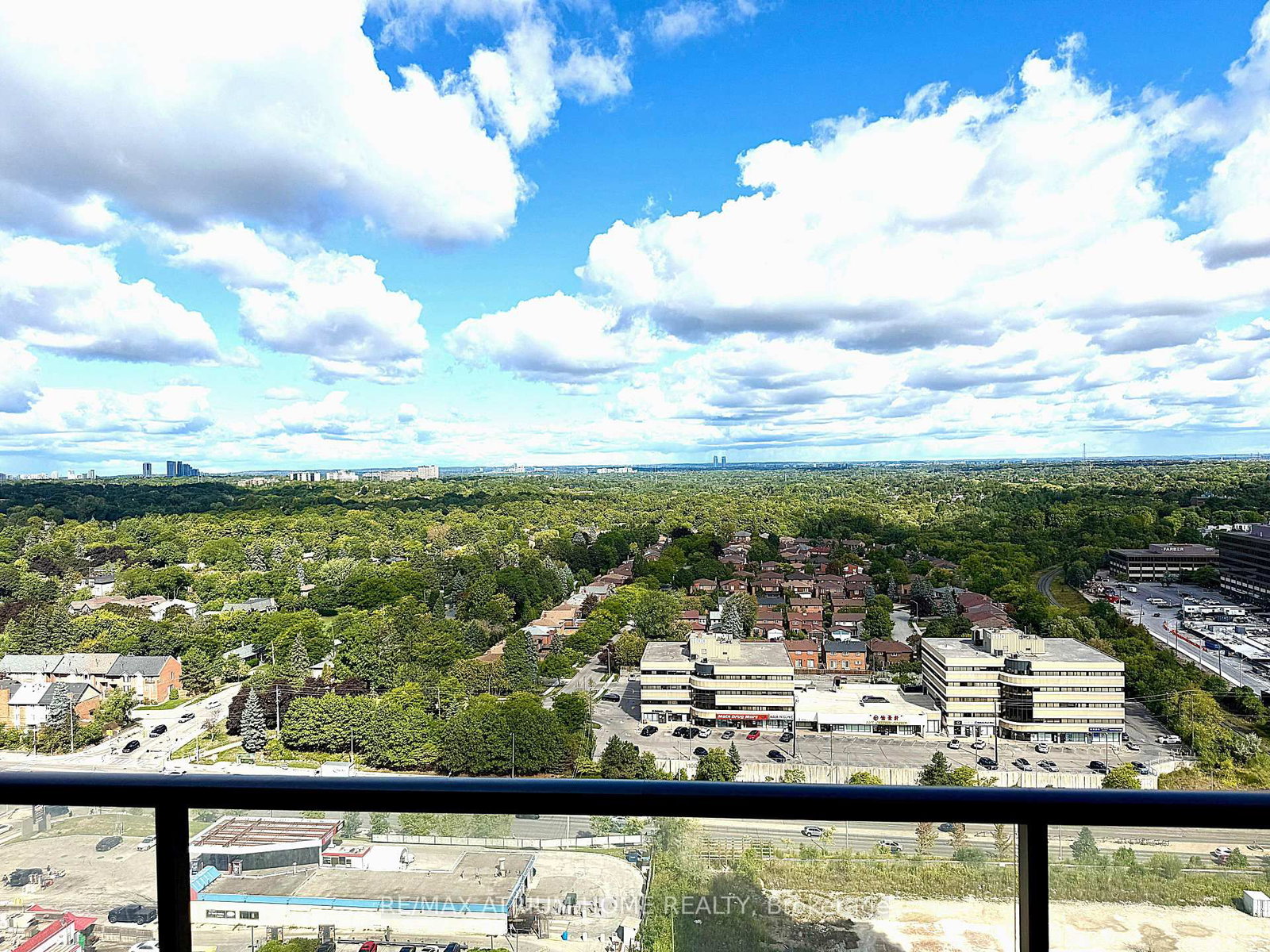 29 Singer Court • #2605 • Toronto, ON photo 16