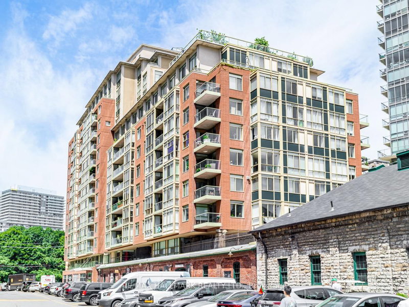 1102 - 39 Parliament Street