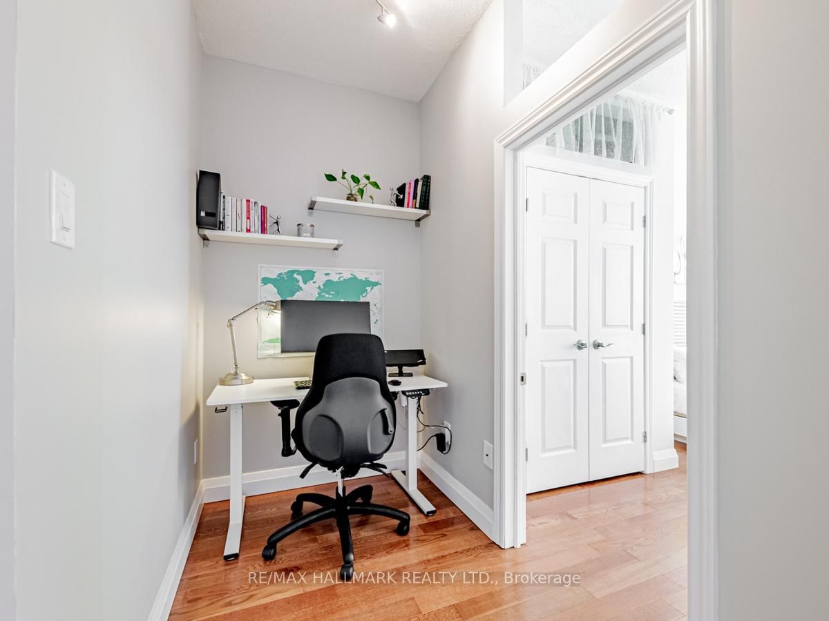 39 Parliament Street • #1102 • Toronto, ON photo 12