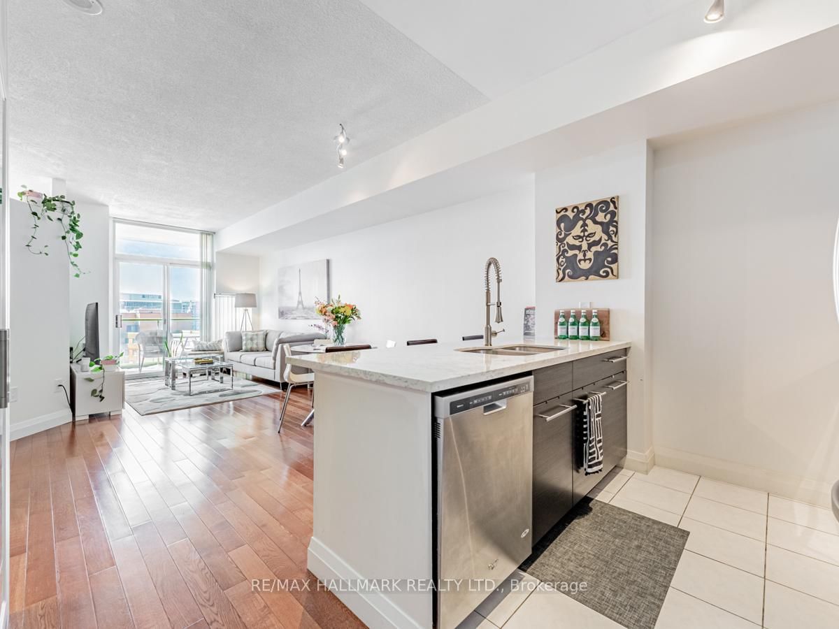 39 Parliament Street • #1102 • Toronto, ON photo 13