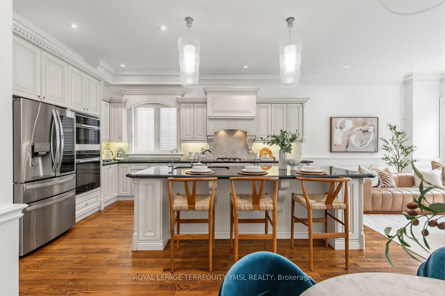 399 Fairlawn Avenue • Toronto, ON photo 26