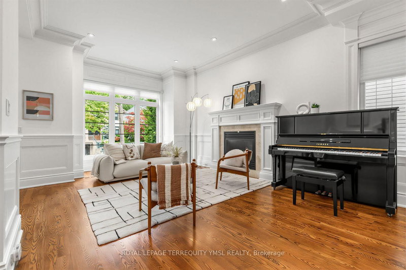 399 Fairlawn Avenue