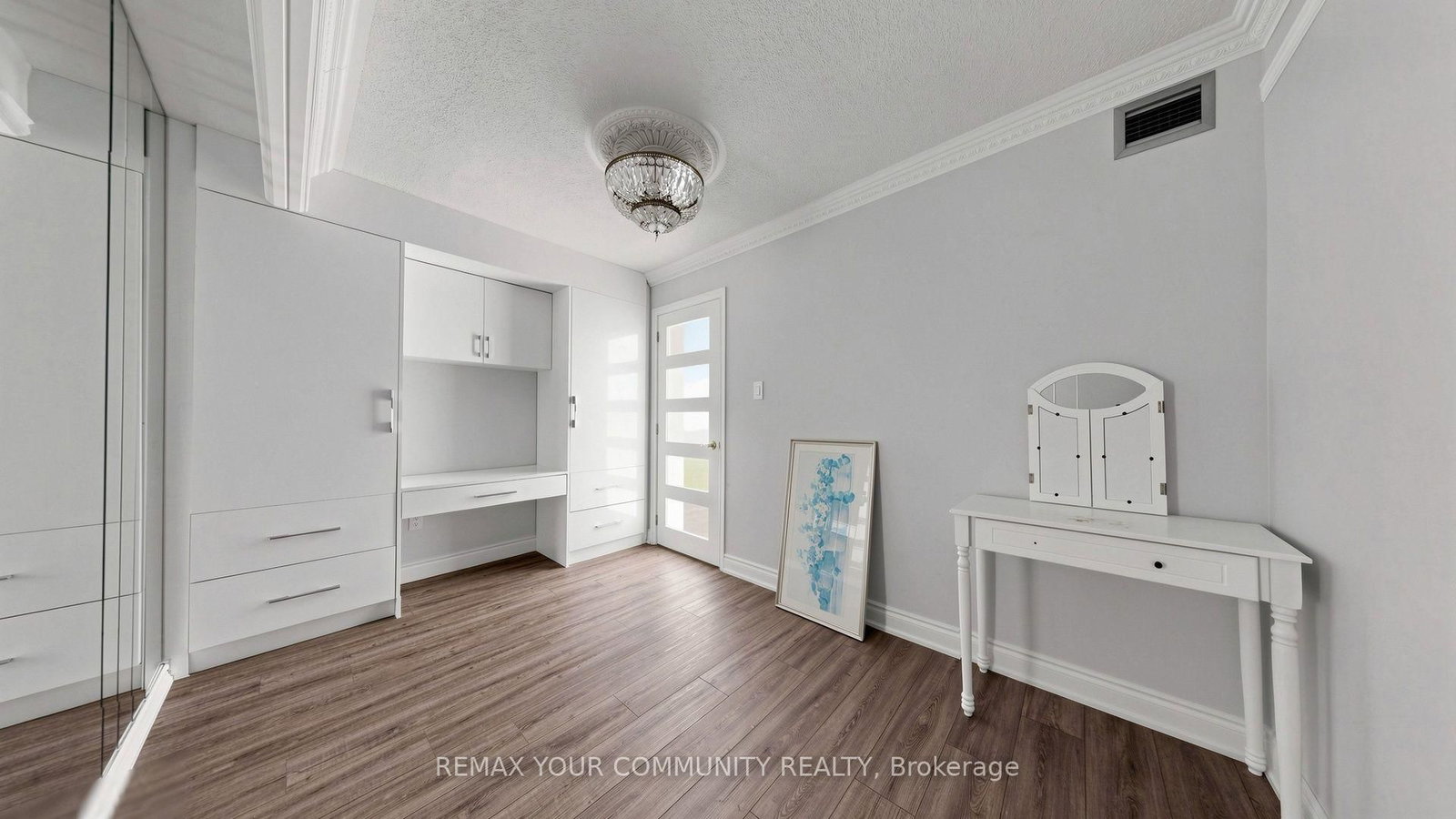 55 Skymark Drive • #2704 • Toronto, ON photo 38