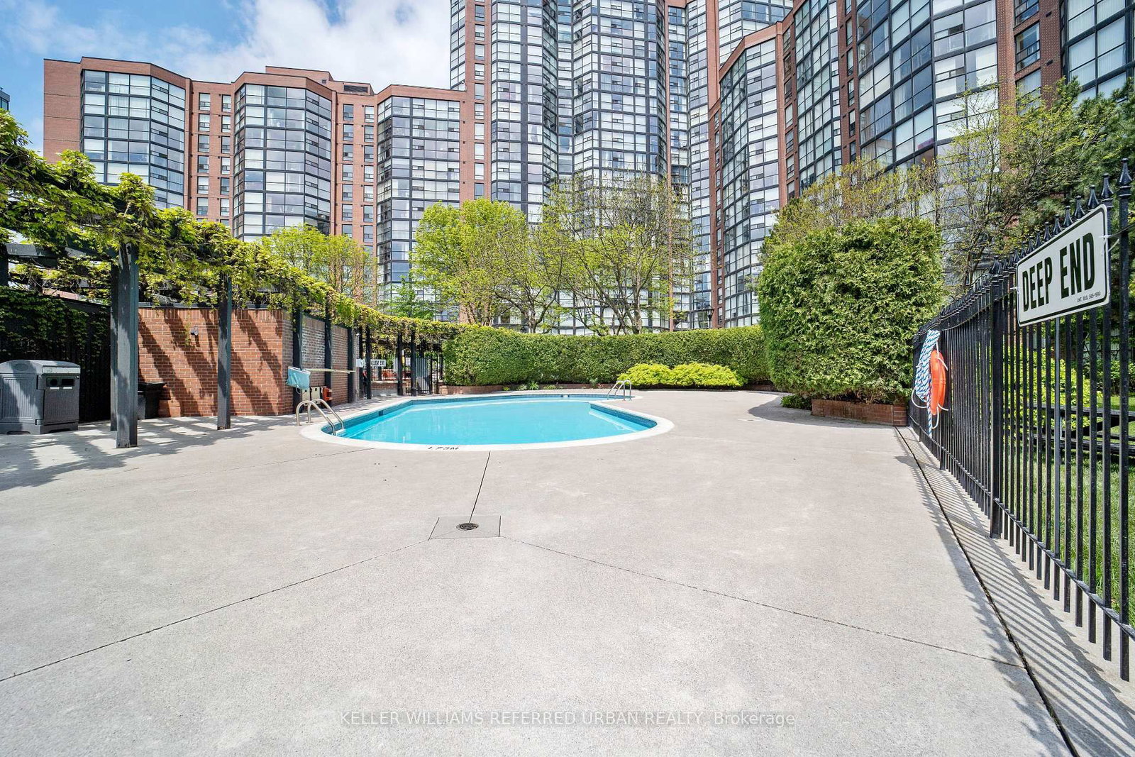 725 King Street W • #1003 • Toronto, ON photo 39