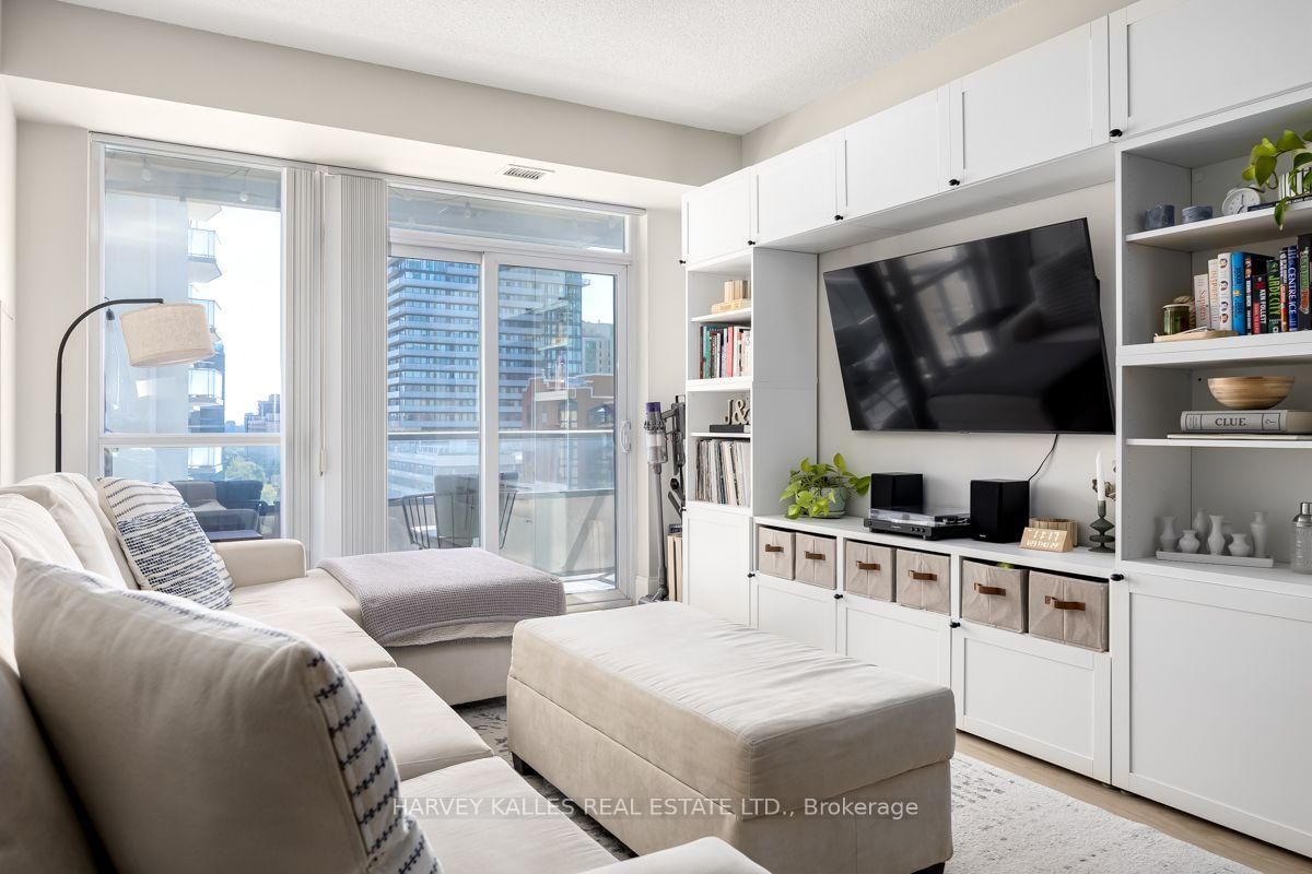70 Roehampton Avenue • #813 • Toronto, ON photo 10