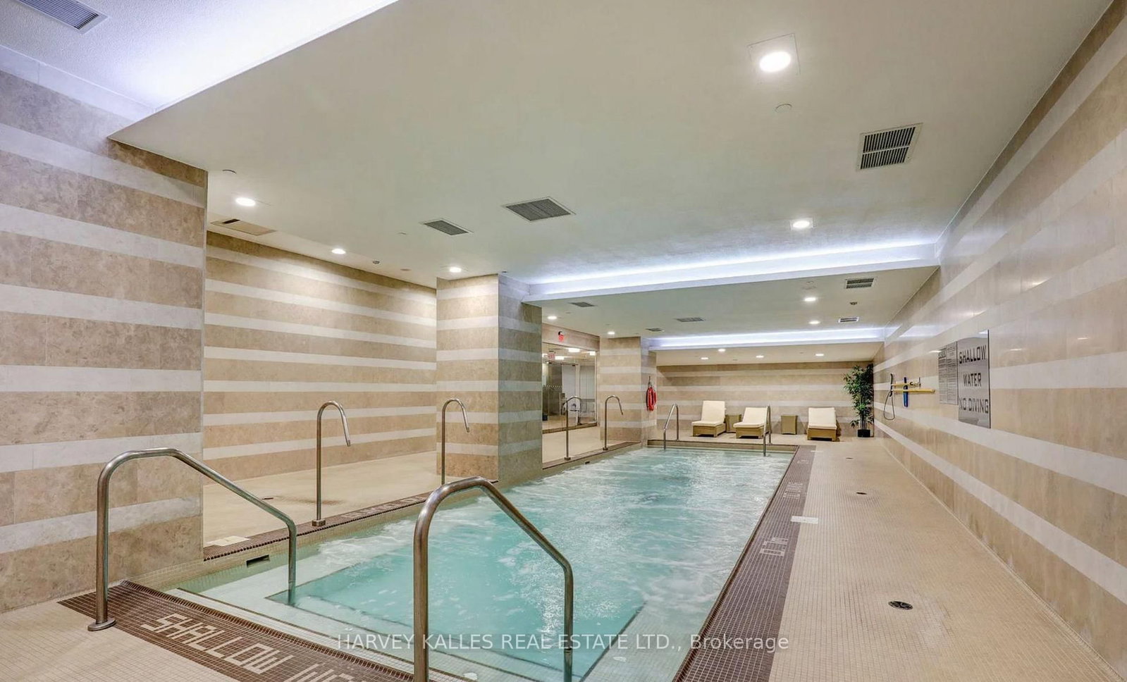 70 Roehampton Avenue • #813 • Toronto, ON photo 21