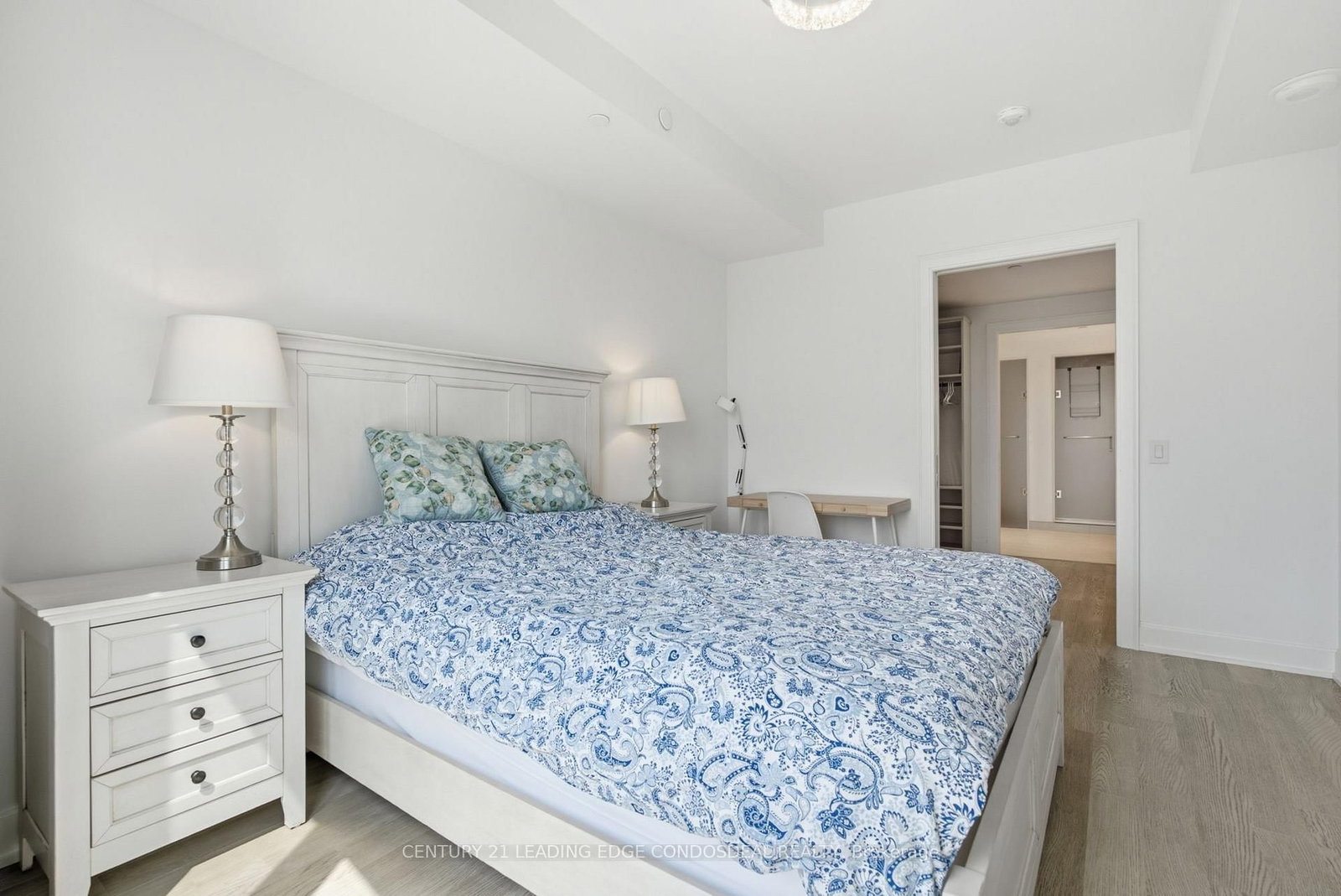 Condo for lease at 503-1 Strathgowan Avenue, Toronto, Ontario, M4N 0B3 - Lawrence Park South - MLS: C13683082
