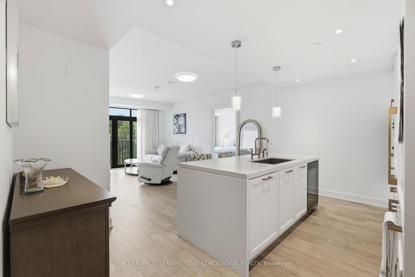 Condo for lease at 503-1 Strathgowan Avenue, Toronto, Ontario, M4N 0B3 - Lawrence Park South - MLS: C13683082