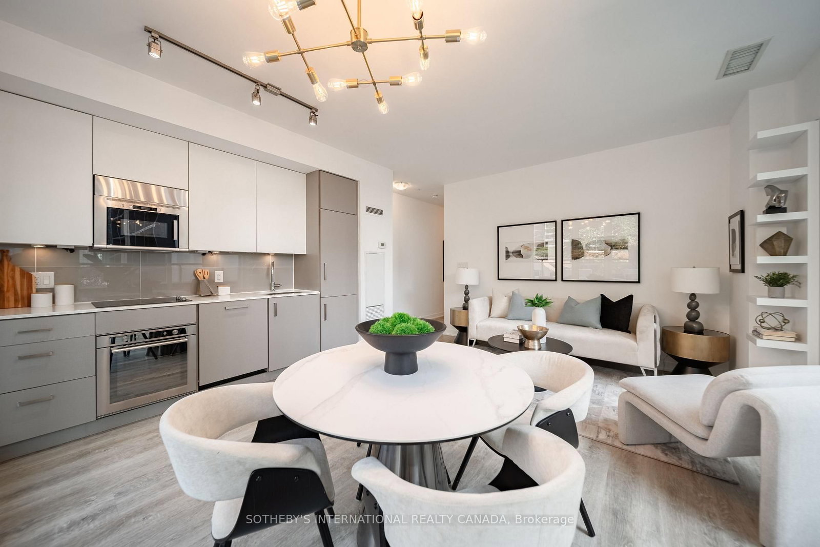 17 Dundonald Street • #302 • Toronto, ON photo 11