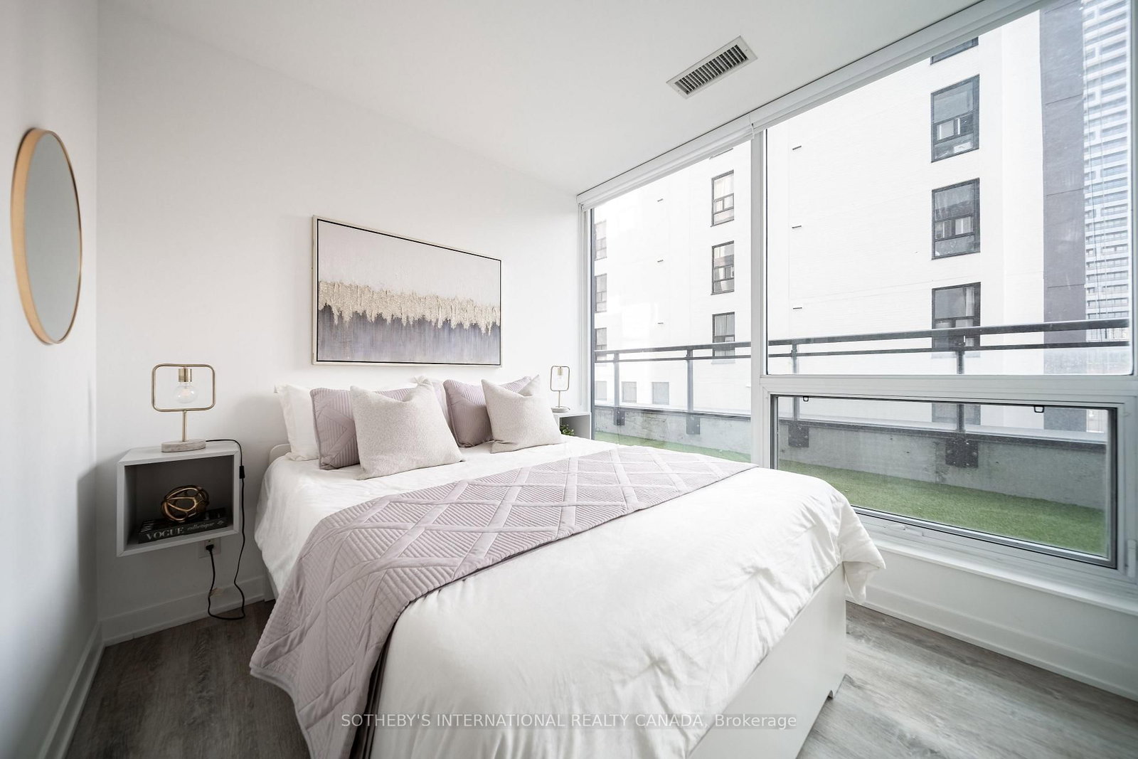 17 Dundonald Street • #302 • Toronto, ON photo 19