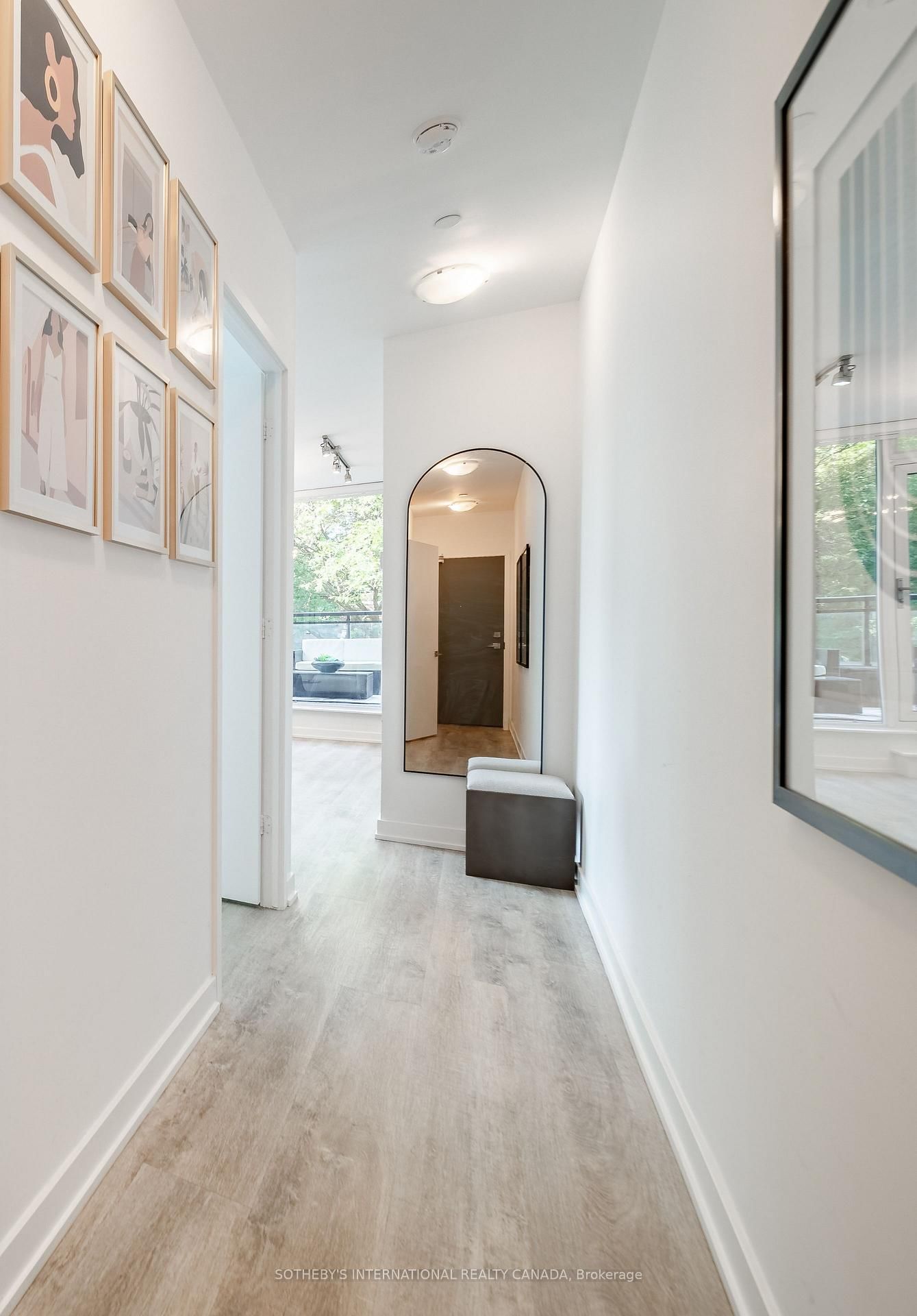 17 Dundonald Street • #302 • Toronto, ON photo 22