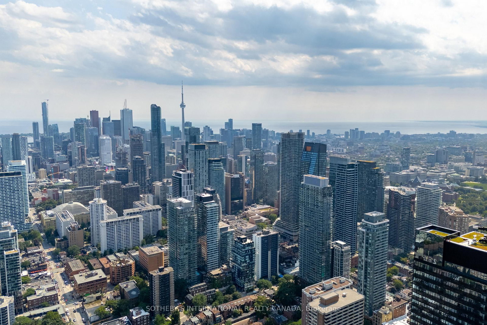 17 Dundonald Street • #302 • Toronto, ON photo 28
