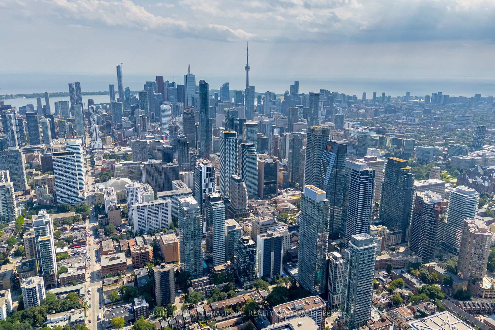 17 Dundonald Street • #302 • Toronto, ON photo 29