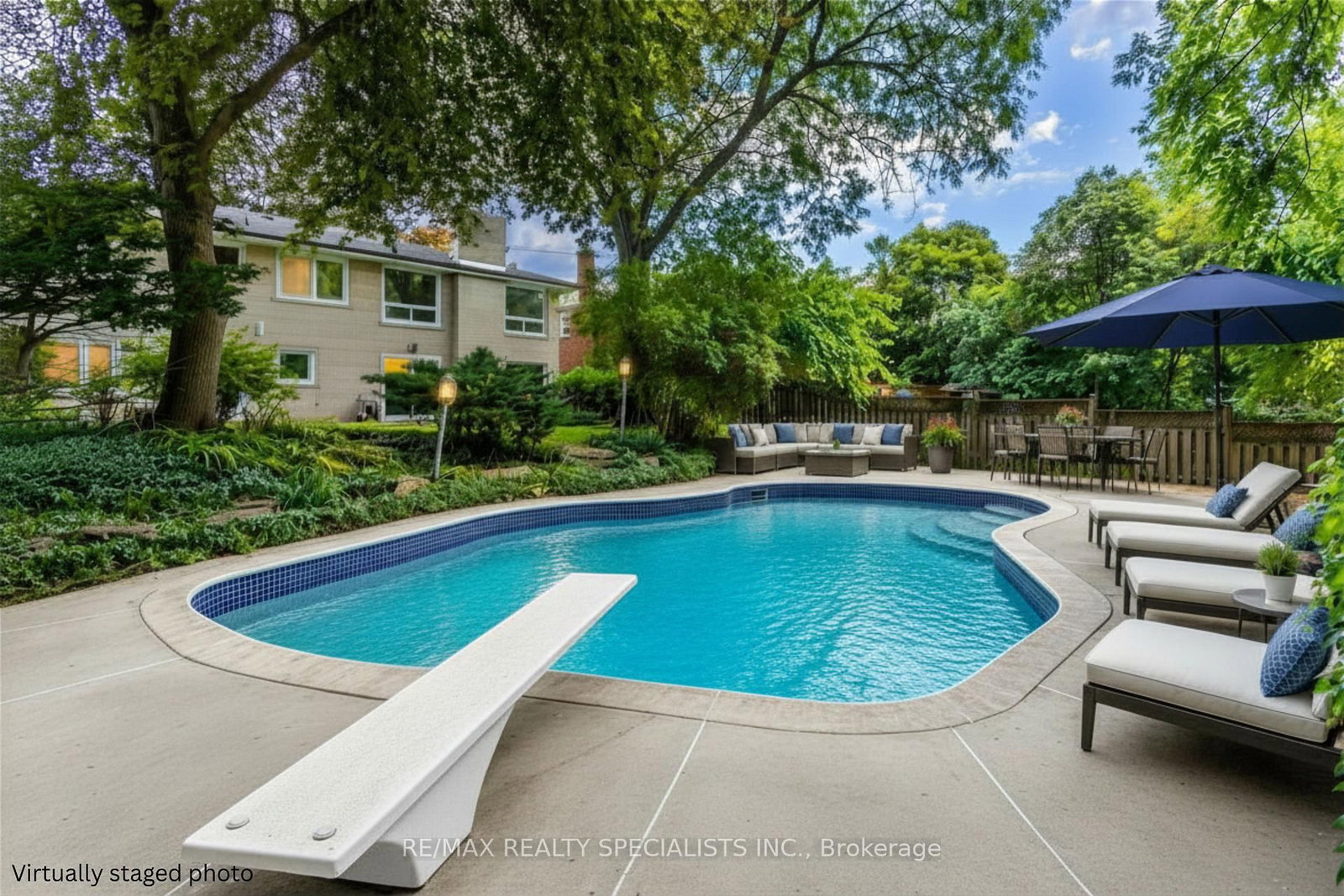22 Heathview Avenue • Toronto, ON photo 41