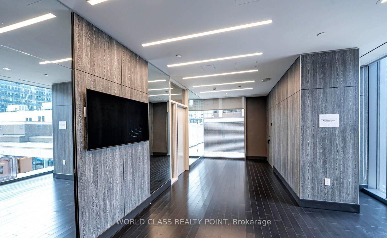 8 Cumberland Street • #2404 • Toronto, ON photo 23
