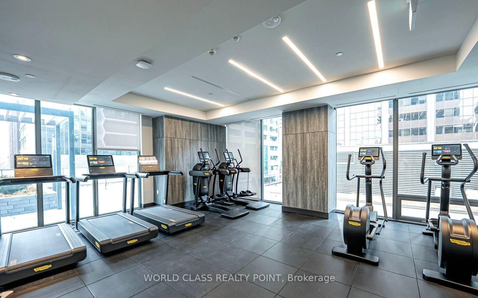 8 Cumberland Street • #2404 • Toronto, ON photo 25