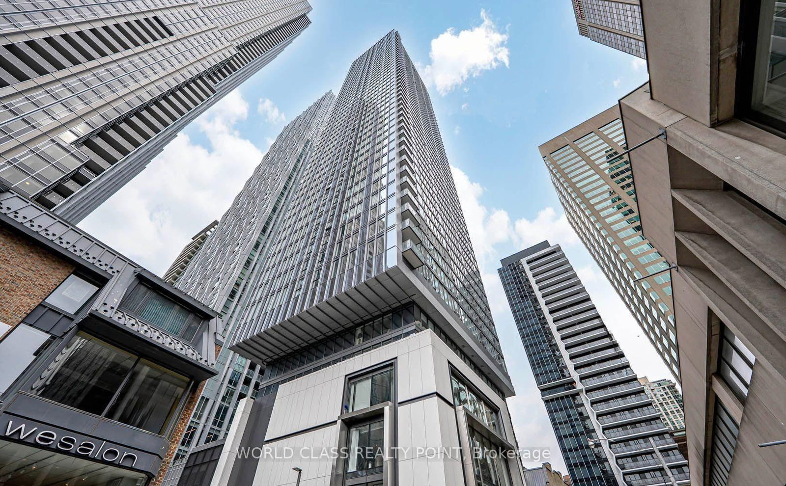 8 Cumberland Street • #2404 • Toronto, ON photo 31