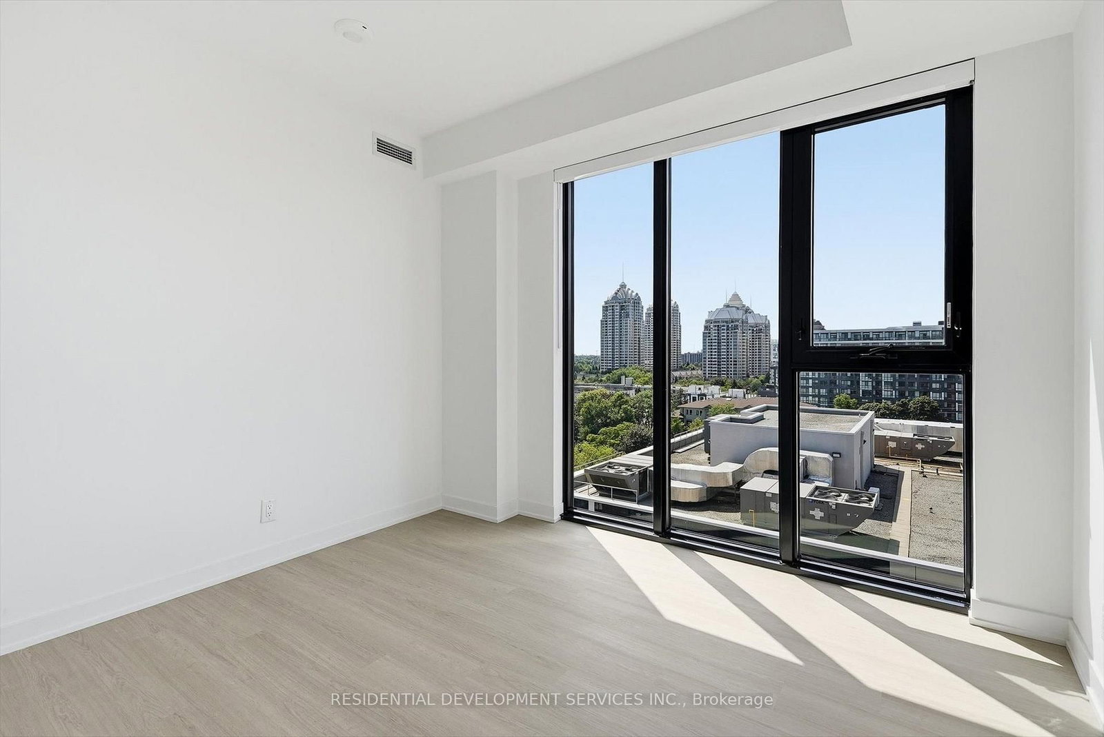 699 Sheppard Avenue E • #1103 • Toronto, ON photo 13