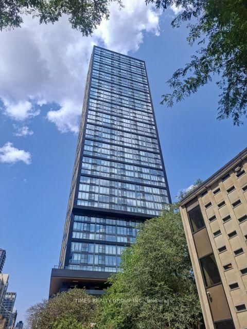 2916 - 319 Jarvis Street